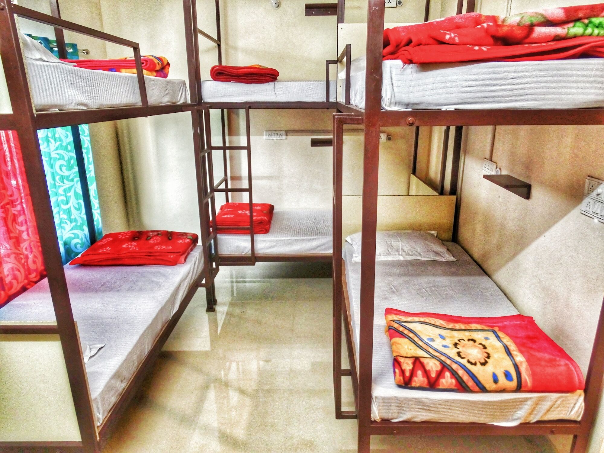 Hostel Cozy Beds Rishīkesh المظهر الخارجي الصورة